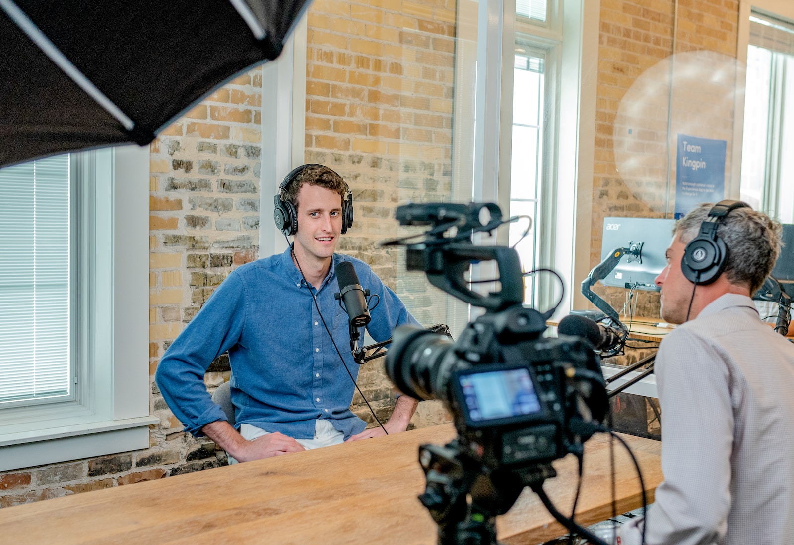 10 perguntas que você não deve fazer a um convidado em uma entrevista de podcast