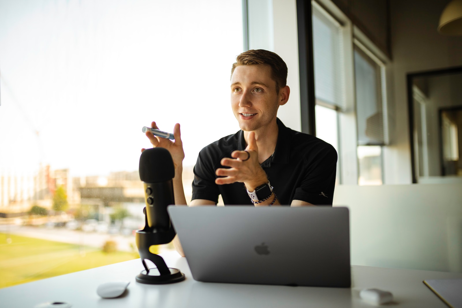 Como escolher o formato ideal para o podcast da sua empresa.