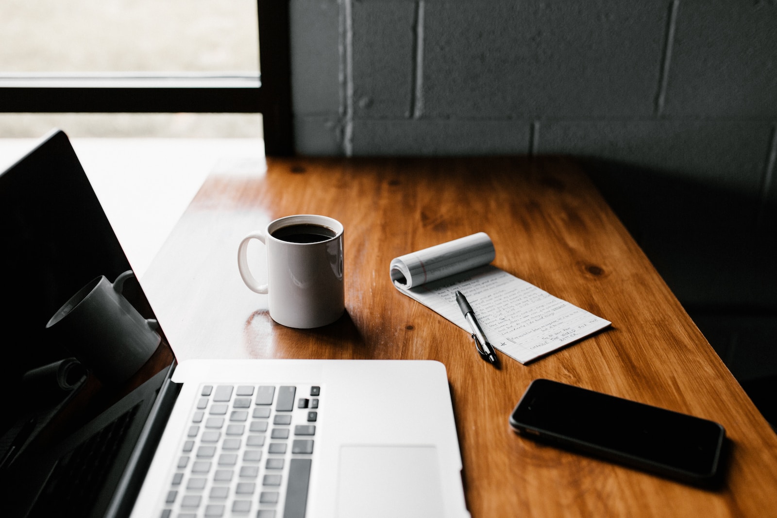 Dicas valiosas para elaborar o roteiro ideal do podcast corporativo